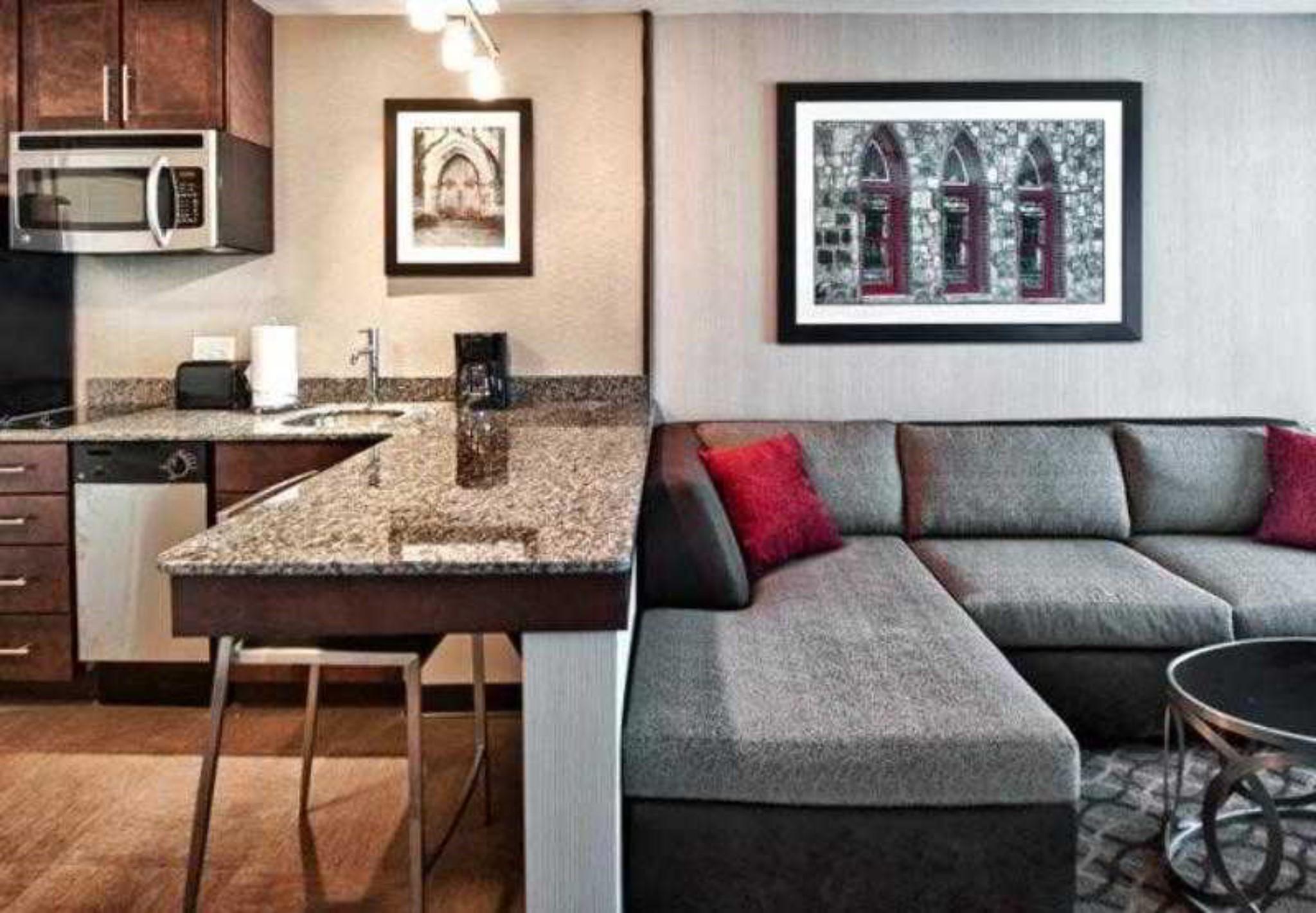 Residence Inn By Marriott Boston Logan Airport/Chelsea Extérieur photo