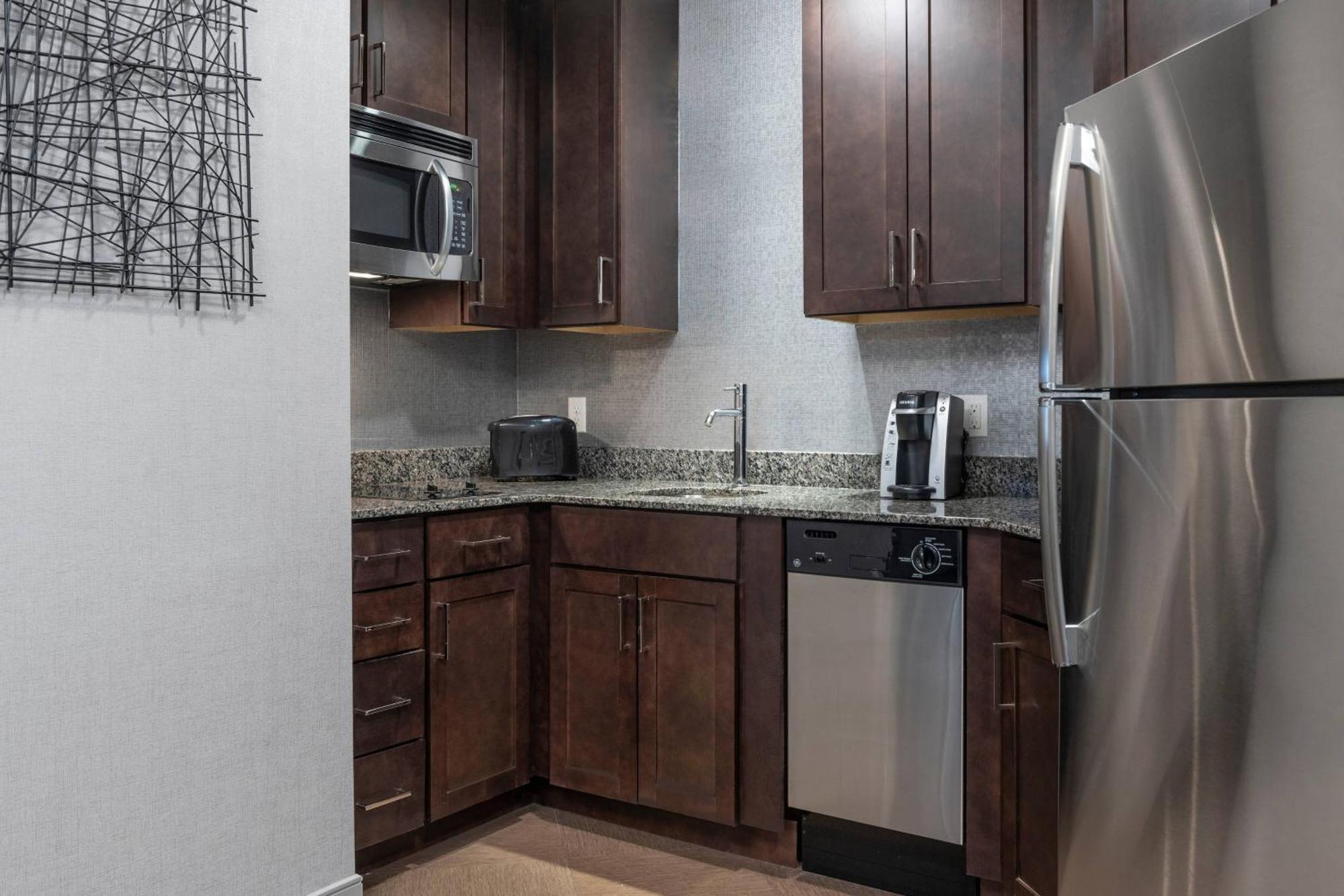 Residence Inn By Marriott Boston Logan Airport/Chelsea Extérieur photo