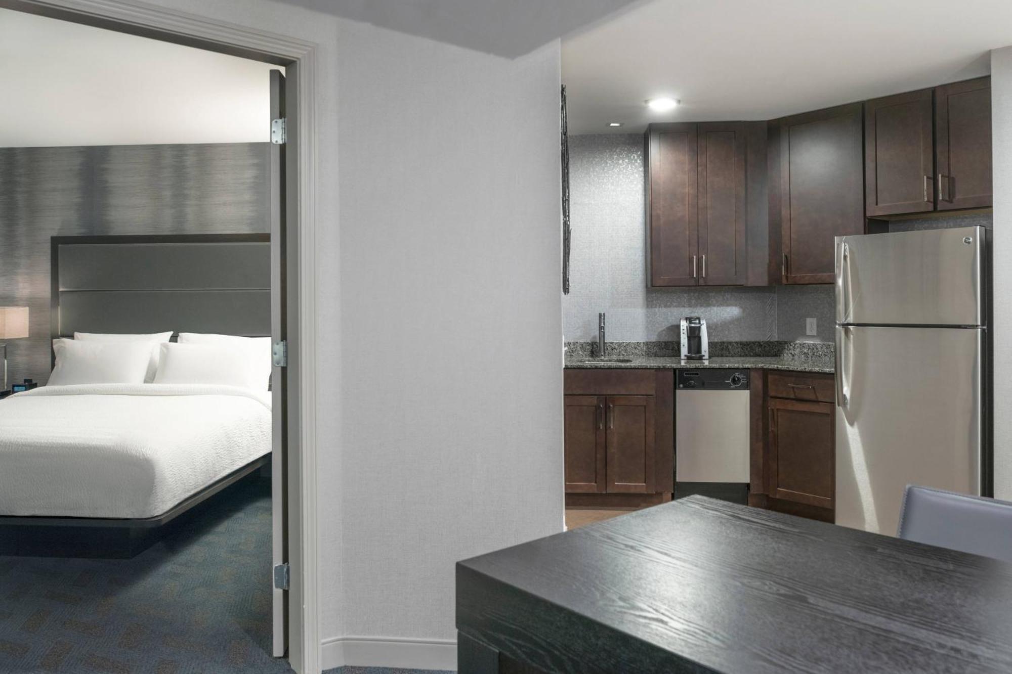 Residence Inn By Marriott Boston Logan Airport/Chelsea Extérieur photo
